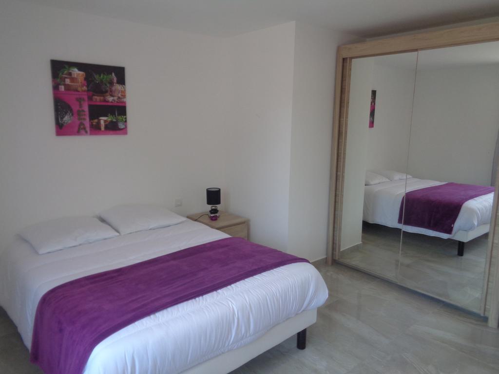 Hotel Du Midi Cazaubon Εξωτερικό φωτογραφία